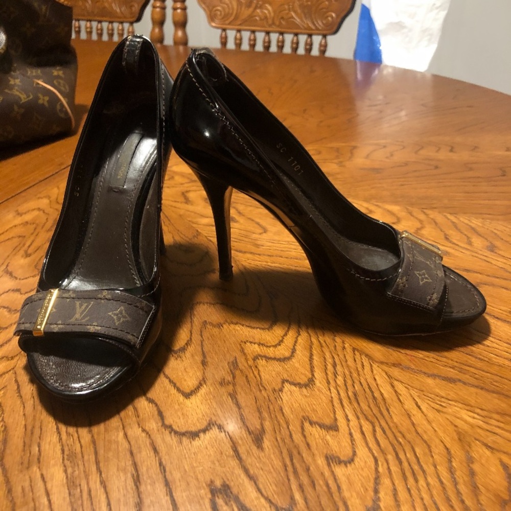 Authentic Louis Vuitton high heel shoes